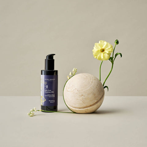 Edible Beauty No. 1 Belle Frais Cleansing Milk with flowers