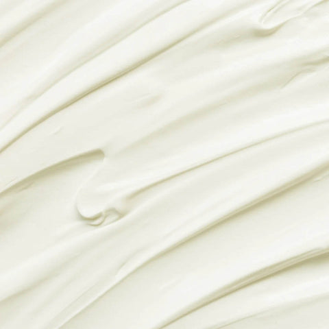 Swatch of conditioner, creamy hydrating formula. 